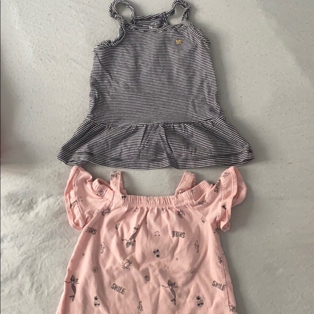 2 tops